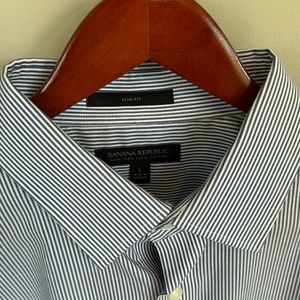 Banana Republic Slim Fit Dress Shirt - 100% Cotton